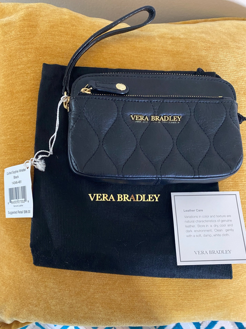 NWT! Vera Bradley Quilted Sophie Black Leather Wristlet with Gold Hardware